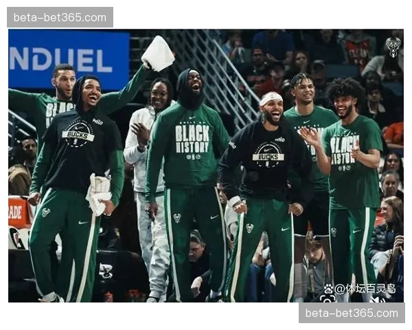 雄鹿角色球员准三双表现:约翰罗林斯成为奇兵终结连败颓势